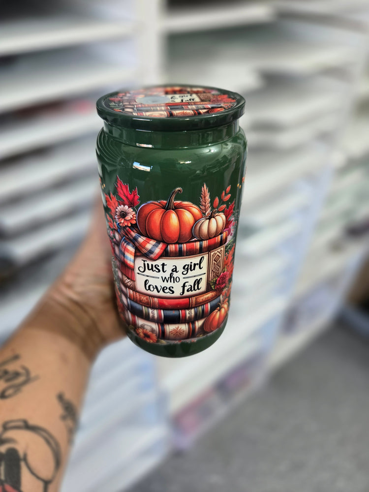 16oz glass cup Just a girl who loves fall